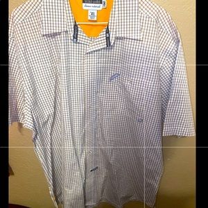 Men’s short sleeve shirt